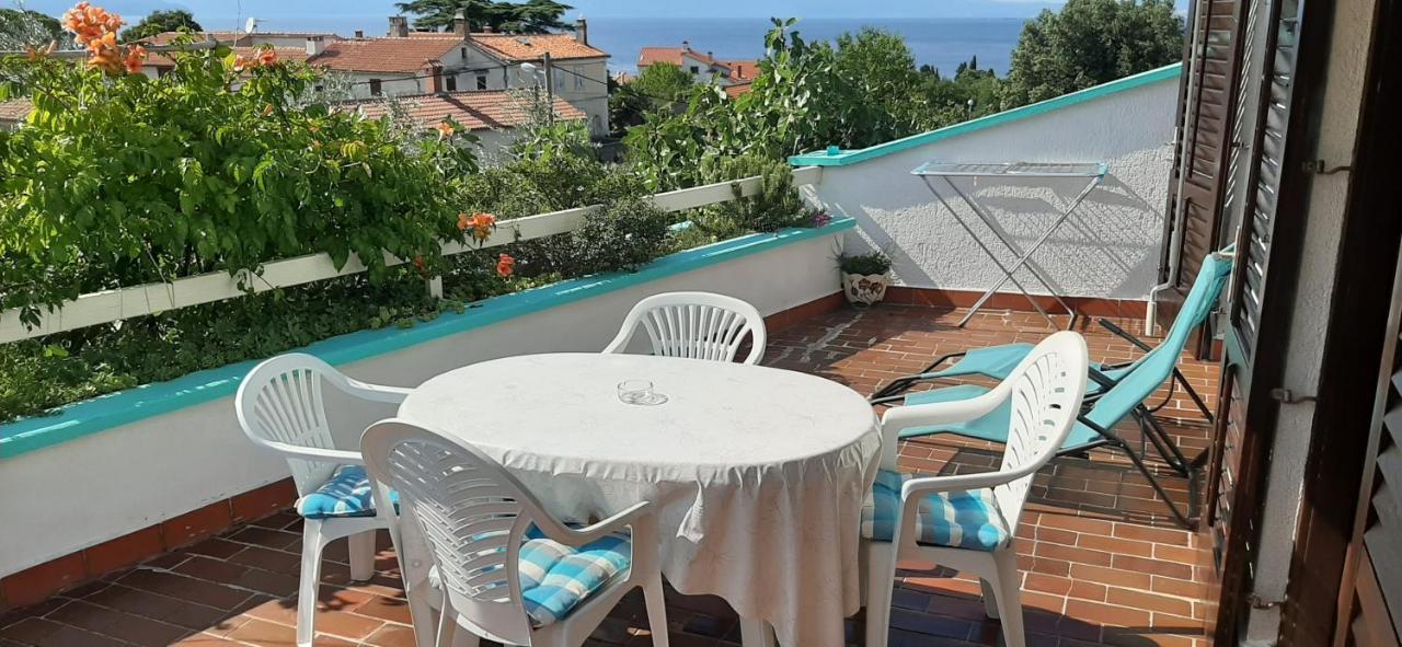 Apartments Ljuba I Mare Malinska Eksteriør billede
