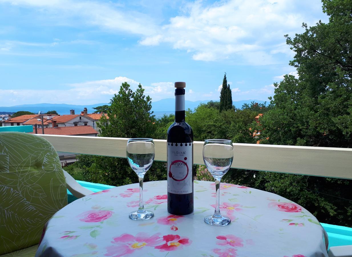Apartments Ljuba I Mare Malinska Eksteriør billede